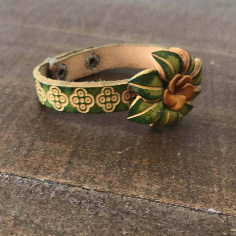 Handmade boho bohemian leather flower bracelet Mexico rodeo country NFR festival